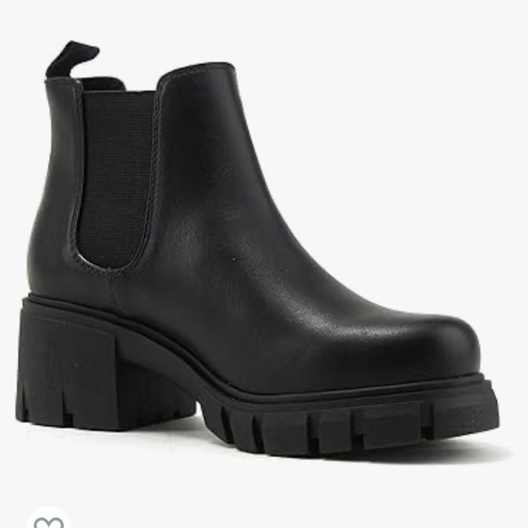 Lug Sole Mid Heel Chelsea Fashion Ankle Bootie w/Double Elastic Gore. 10 wide - Picture 5 of 5